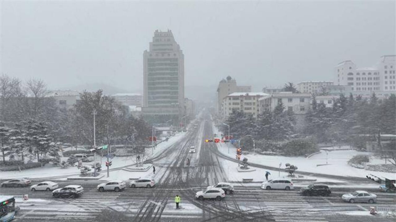 漫天飞雪 威海银装如画