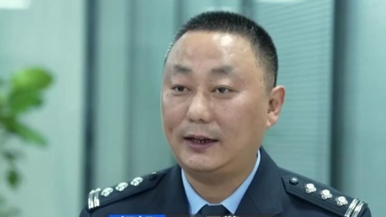 陕西:警方巡查发现可疑快递