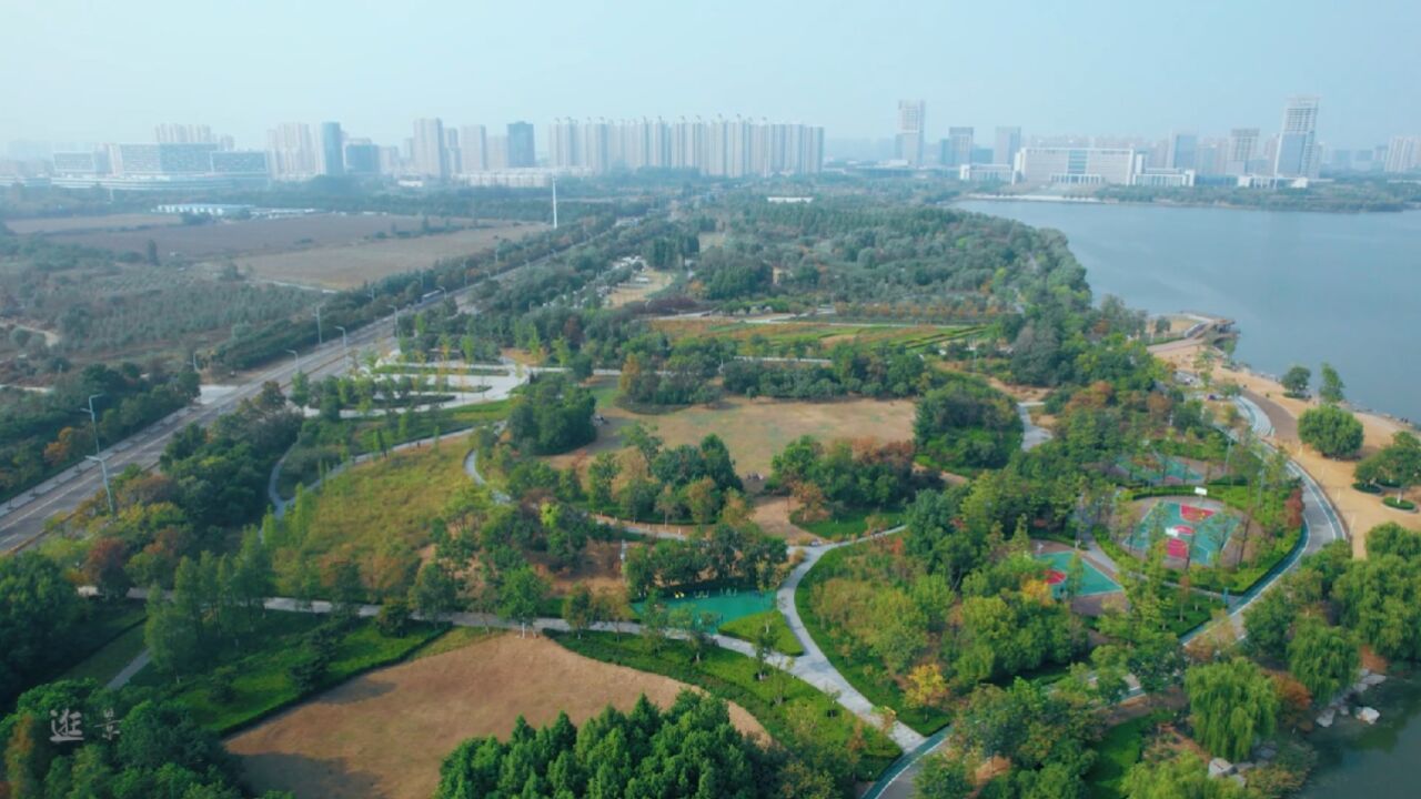 山东济宁太白湖新区市民公园亲子沙滩美丽景色