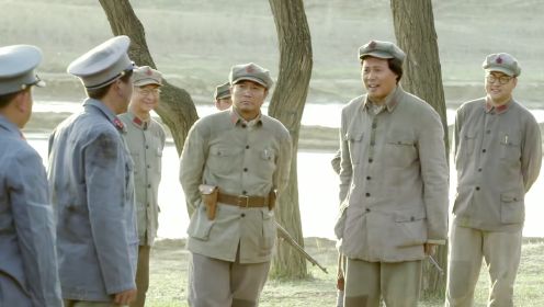 红军优待俘虏放其回家，毛主席：我们都是中国人！