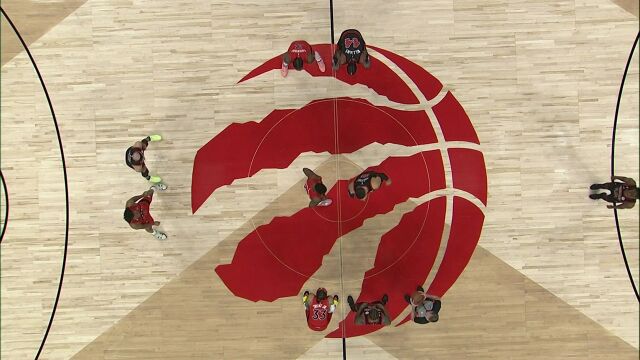 NBA常规赛：公牛vs猛龙第1节 英文解说回放