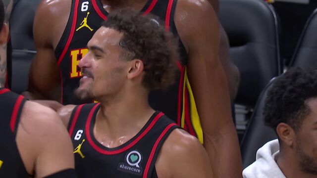 老鹰121-106雄鹿 老鹰多点开花送对手两连败