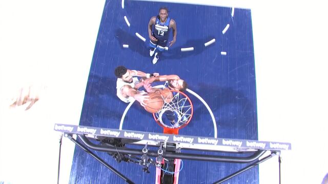 NBA常规赛：凯尔特人vs森林狼第3节英文原声回放