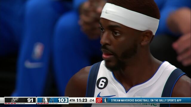 NBA常规赛：马刺vs独行侠第4节英文原声回放