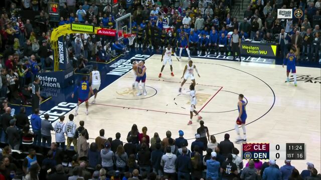 约基奇原地转身阿伦无所适从 先拔头筹率先取分