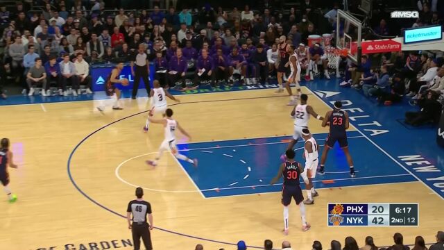 配合默契无间 格雷妙传罗宾逊双手暴扣