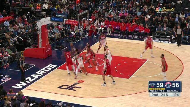 一点机会都不放过！CJ见缝插针助飞瓦兰空切暴扣