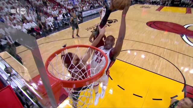 欲与天公试比高！ 阿德巴约逆天暴扣险些隔扣塔图姆