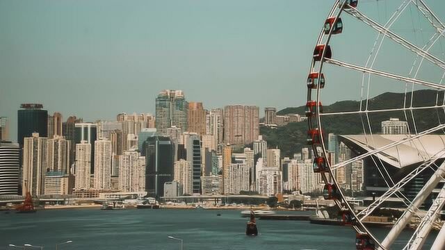 繁华的城市,不止高楼大厦,还有热闹的小街!