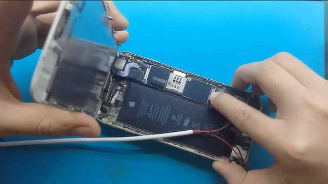 iPhone6屏幕不显示,换了显示IC还是不行,原来是电容坏了!