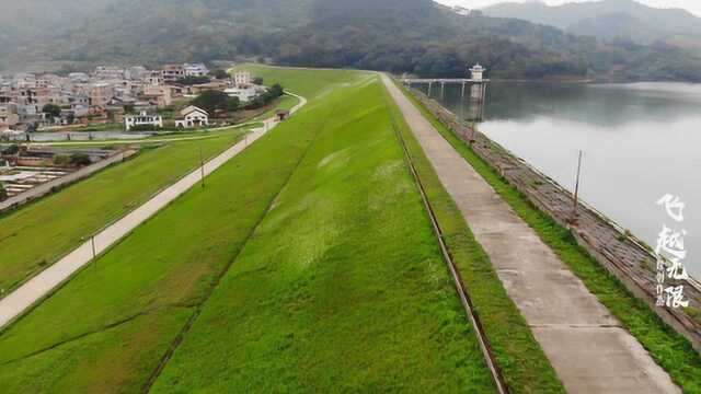 农村小伙带你飞航拍当地最美的水库,广西灵山县灵东水库