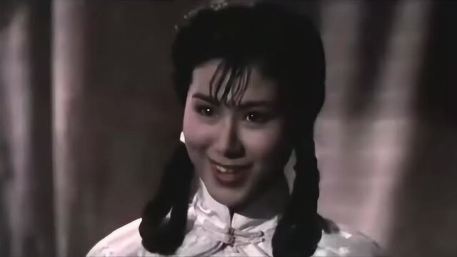 《鬼咬鬼》女鬼小红真漂亮 还会读心术