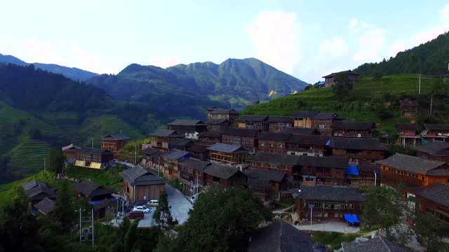 航拍三都县羊福乡羊告村,民族气息浓厚,景色优美,适合搞旅游业