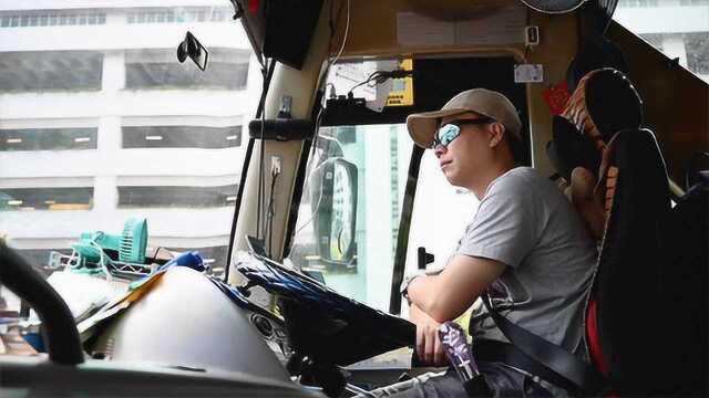 暴力冲突害苦市民!香港旅游巴士公司负责人:九月未开过工