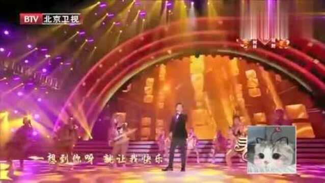 靳东也太会唱歌了吧!现场一曲经典好听,太精彩动人了