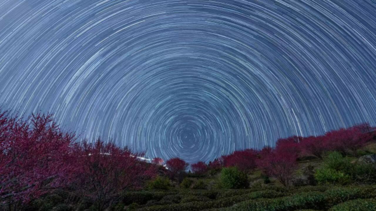 人间浪漫!一起来看歙县花海中的璀璨银河