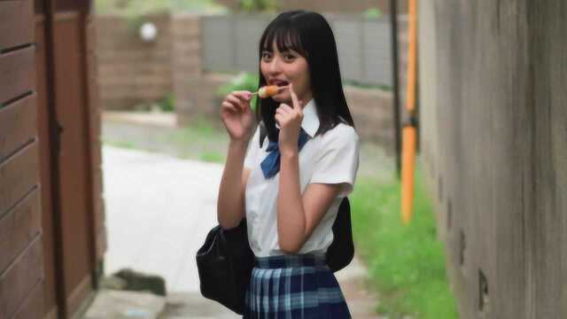 远藤樱时尚写真登《Friday》 变换搭配演绎清纯少女