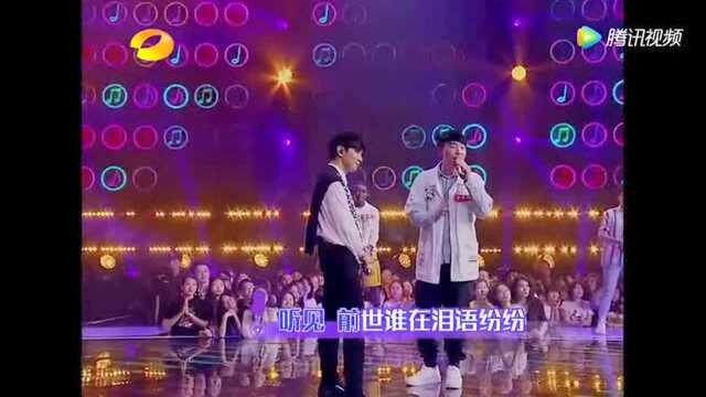 林俊杰和粉丝合唱抖音神曲《醉赤壁》!原唱一开口果然惊艳!