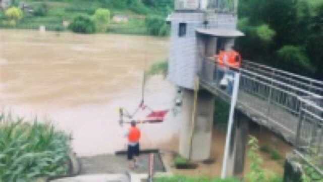 现场视频:綦江五岔站水位超保证水位二米五六 仍在上涨