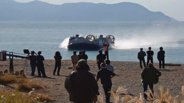 中国在海洋发现一宝藏,加入大力开采,会加速该国的沉没?