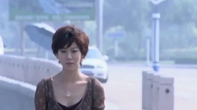 《单亲妈妈》俩男子为了一个女人握手言和