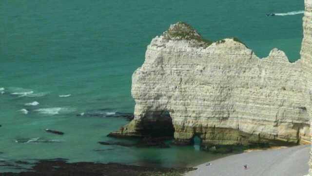 法国埃特尔塔海岸,有着雪花海岸的美称