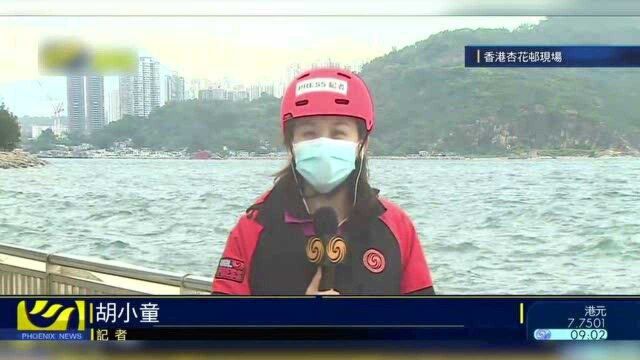 记者连线:香港受台风浪卡与东北季风共同影响,离岸海域受烈风影响