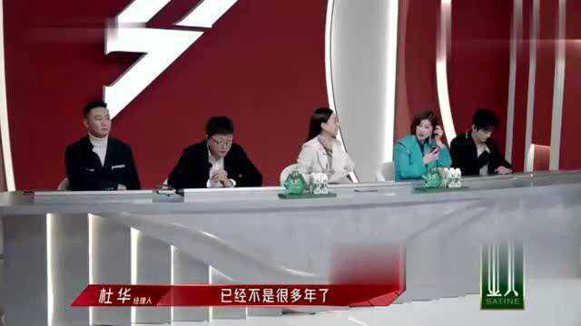 阿兰21岁就爆火,签约亚洲最大唱片公司的歌手,是靠懒出圈的!