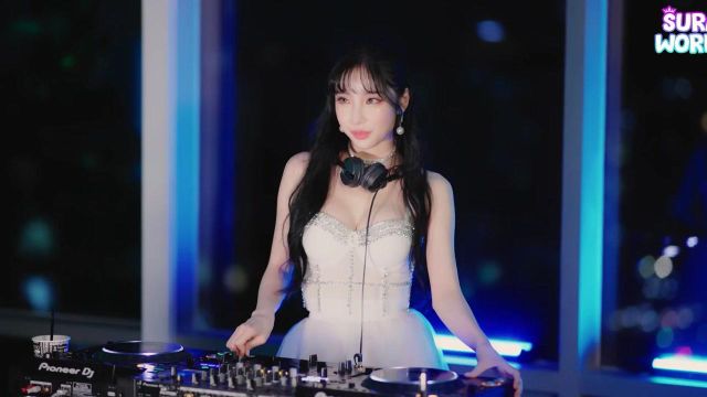 韩国女DJ SURA 潮流俱乐部EDM