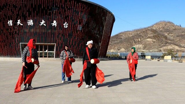 安塞腰鼓教学:行进动作《鸡啄食》分解