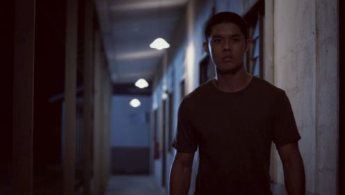 小涛讲电影：几分钟带你看完新加坡恐怖电影《猛男军中鬼故事》