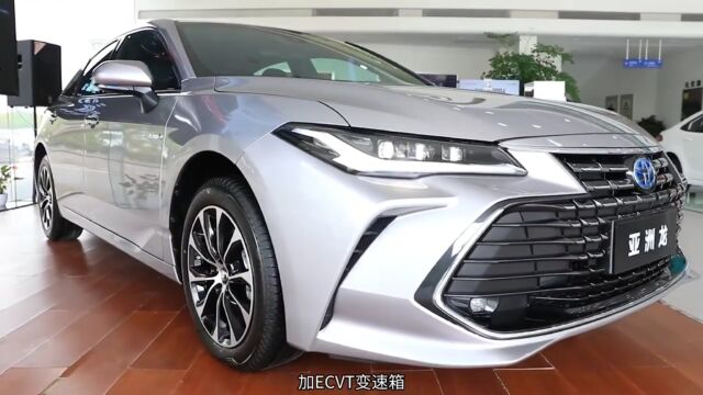 2022款丰田亚洲龙 双擎2.5豪华版最新落地价与用车成本参考