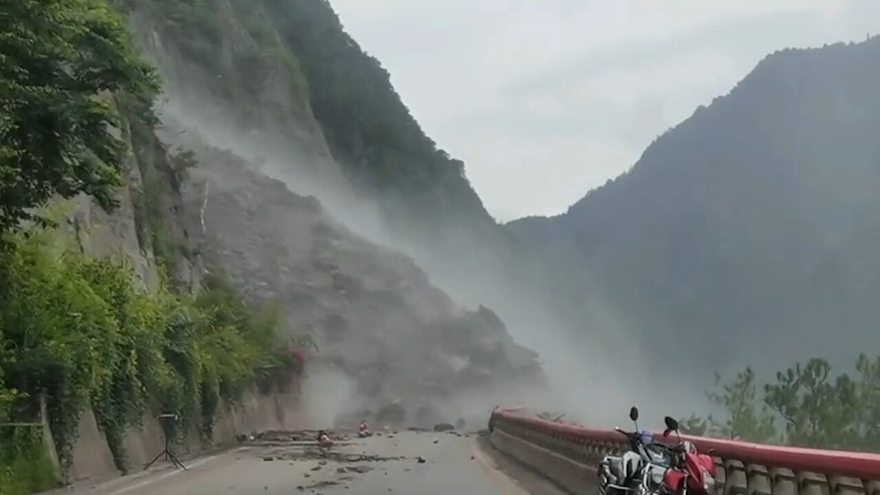 云南泸水市积娃隧道附近发生持续性塌方致道路中断,官方:未接到人员伤亡报告