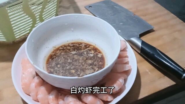 比起晴天与阴天,我更喜欢下雨天~因为下雨天美食是不可或缺的