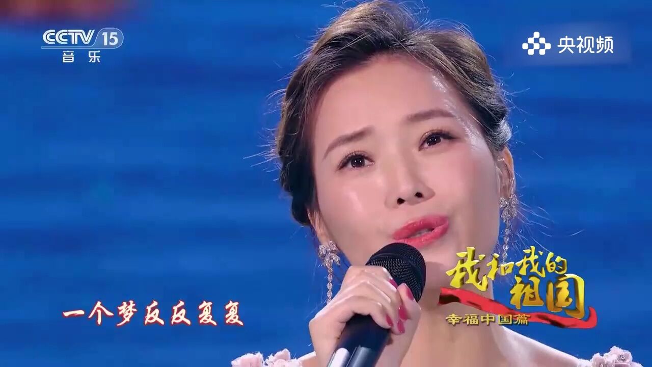 美女演唱《净土》,纯净的嗓音,享受一场视觉盛宴