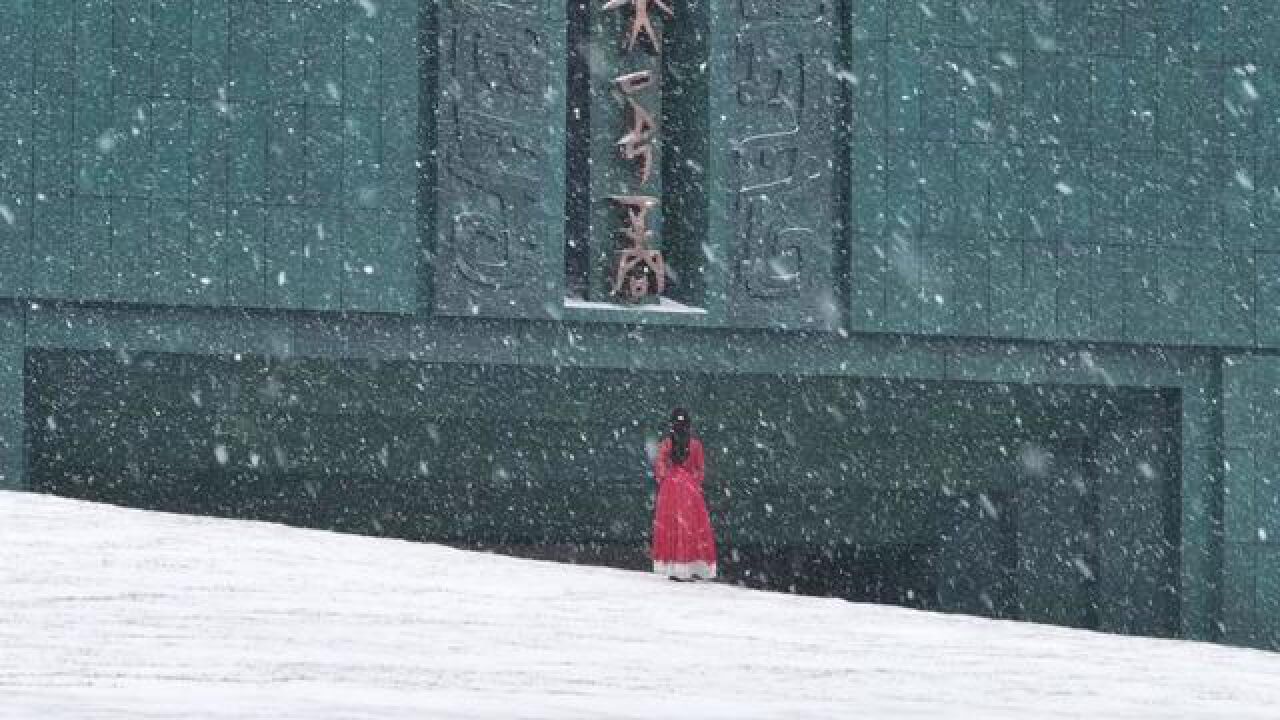 三千年前,也是漫天大雪.,,一人,一城,一神话.,感谢!,,作品