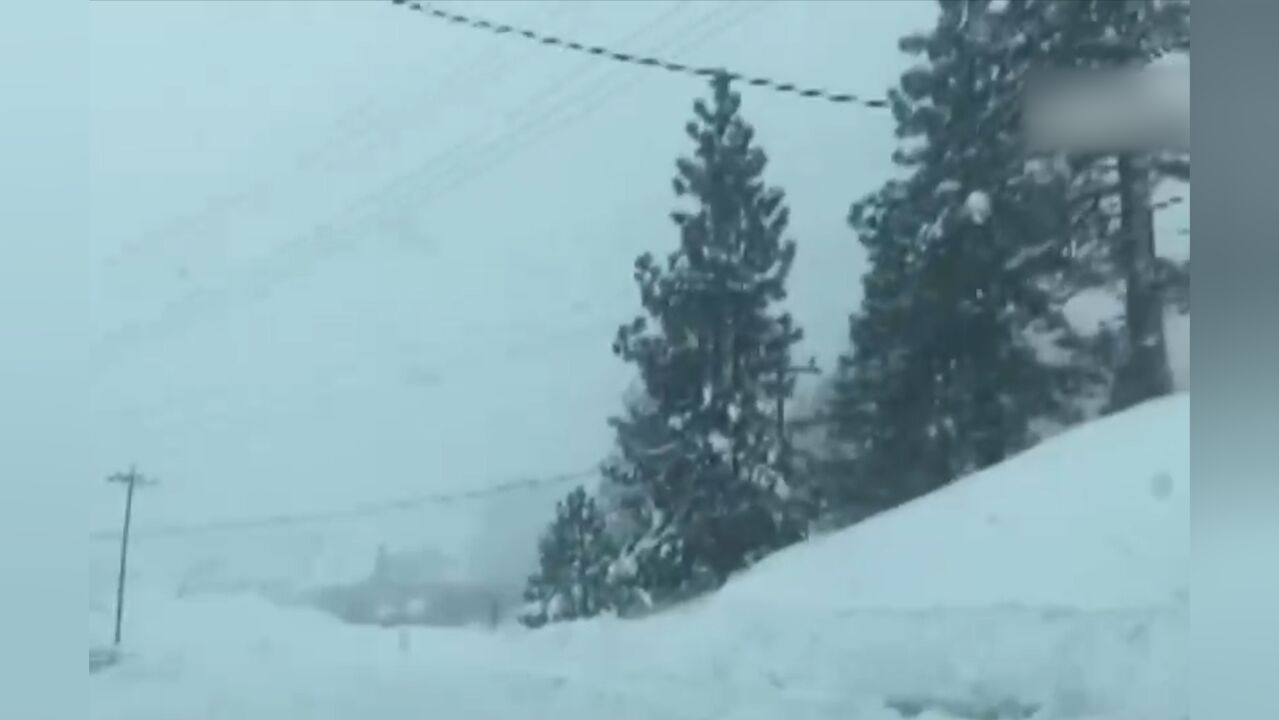 美国加州暴风雪肆虐,局地积雪深度超1.8米