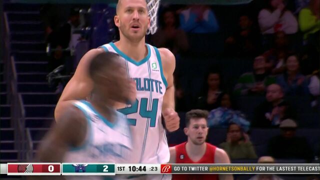 NBA常规赛：开拓者vs黄蜂第1节英文原声回放