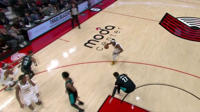 你有张良计我有过墙梯！特纳态度坚决撞开防守暴力扣篮