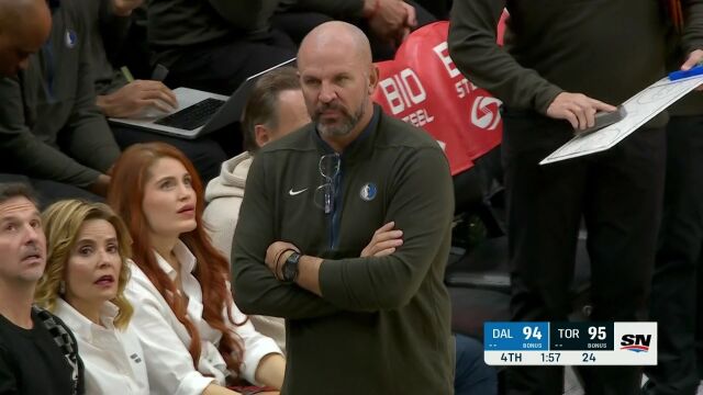 NBA常规赛：独行侠vs猛龙第4节中文解说回放