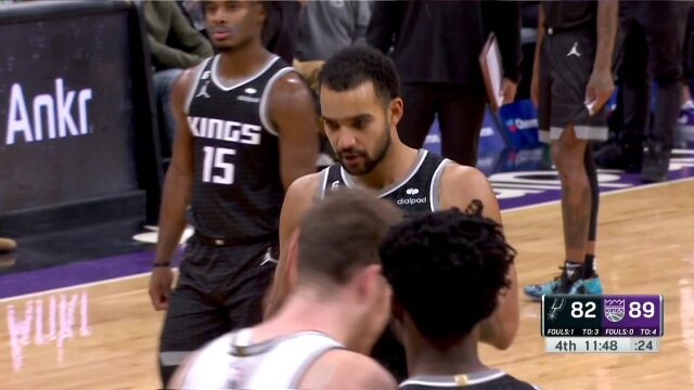  NBA常规赛：马刺vs国王第4节中文解说回放