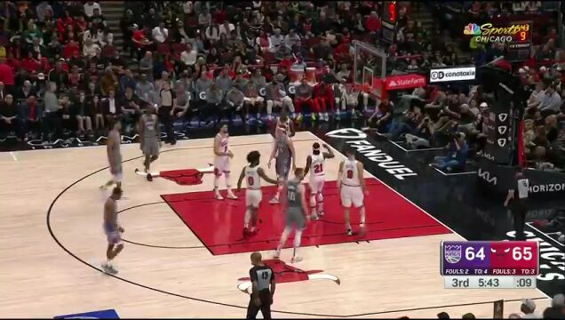 国王vs公牛英文原声全场回放