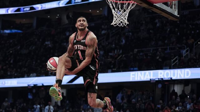 2022年NBA扣篮大赛 托平胯下打板征服评委席