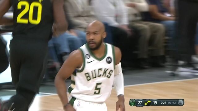 恐怖的是雄鹿人均有得分爆发力！杰文-卡特异军突起连取八分