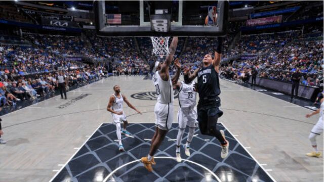 篮网106-119魔术 魔术全队8人得分上双多点开花