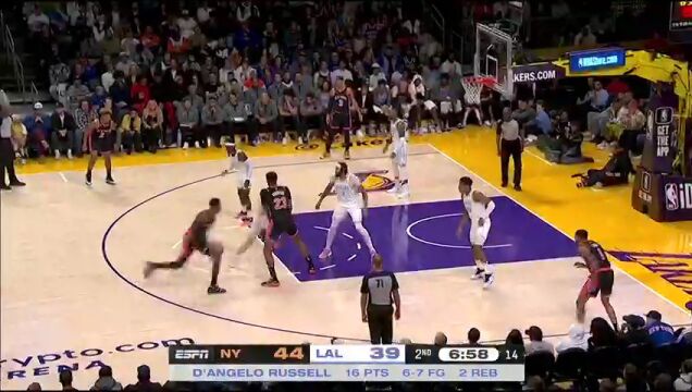 NBA常规赛：尼克斯vs湖人第2节中文解说回放