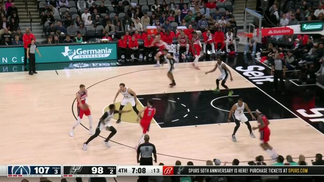 扛着炸药包就往里杀！阿夫迪亚突入禁区虎入羊群