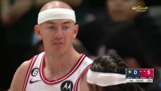 抢断反击一条龙 卡鲁索鬼手刀球疾驰上篮一气呵成