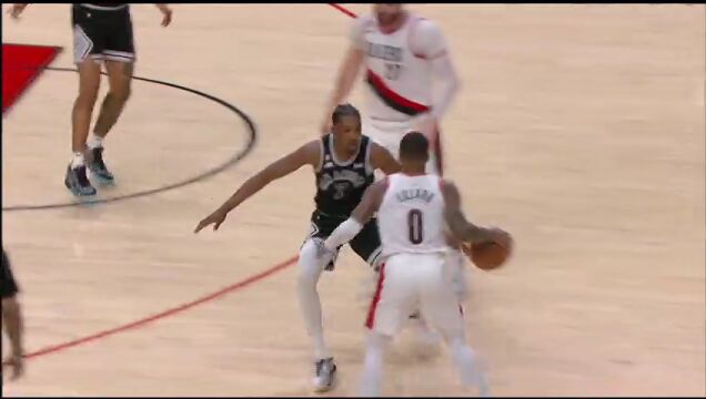 NBA常规赛：马刺vs开拓者第3节英文原声回放