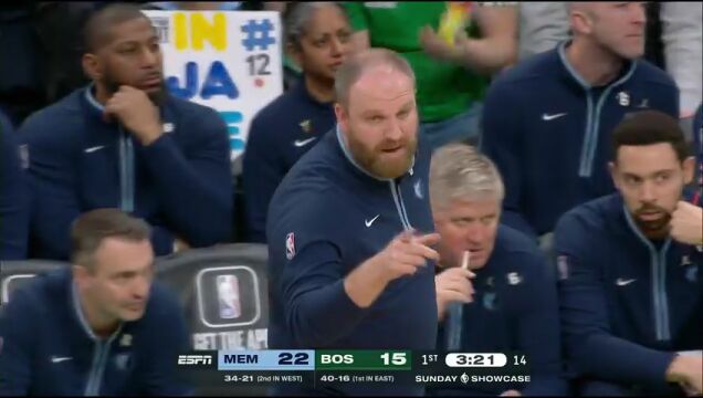 NBA常规赛：灰熊vs凯尔特人第1节英文原声回放